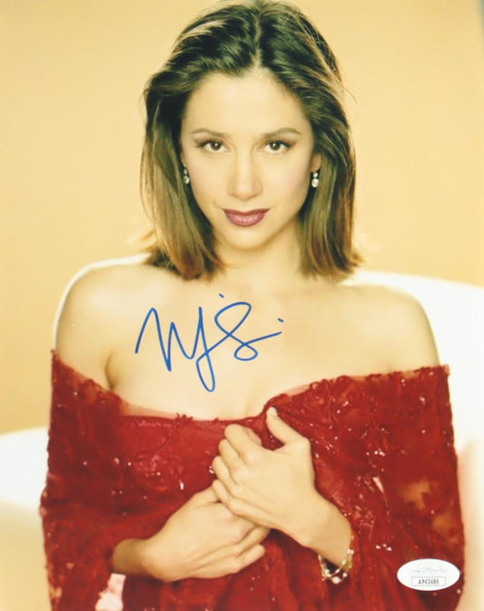 Mira Sorvino Signed 8x10 Photo (JSA)