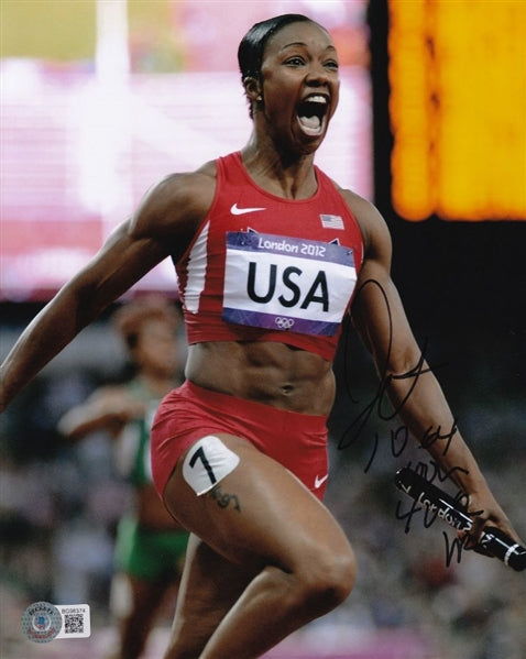 Carmelita Jeter "10.64 100m 40.82 WR" Signed (Beckett Certified) 2012 Olympics 8x10 Photo