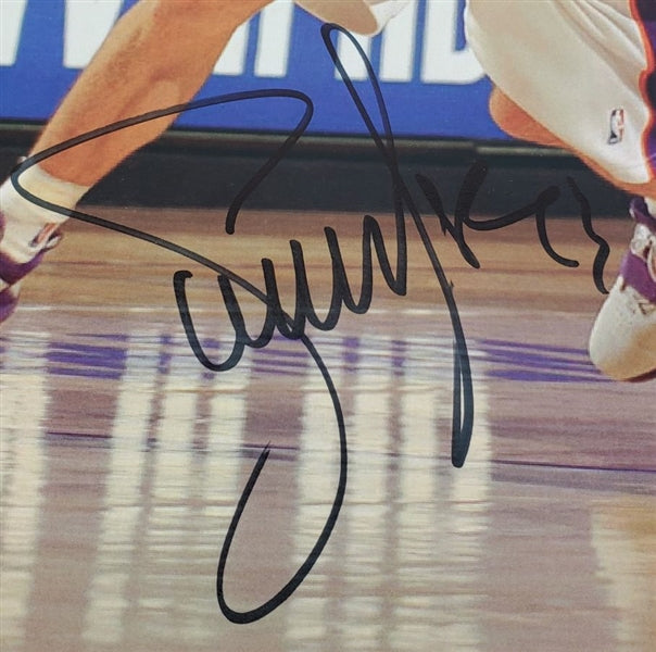 Steve Nash Signed Suns 11x14 Photo (Beckett COA)