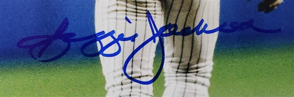 Reggie Jackson Signed New York Yankees 8x10 Photo (Beckett COA)