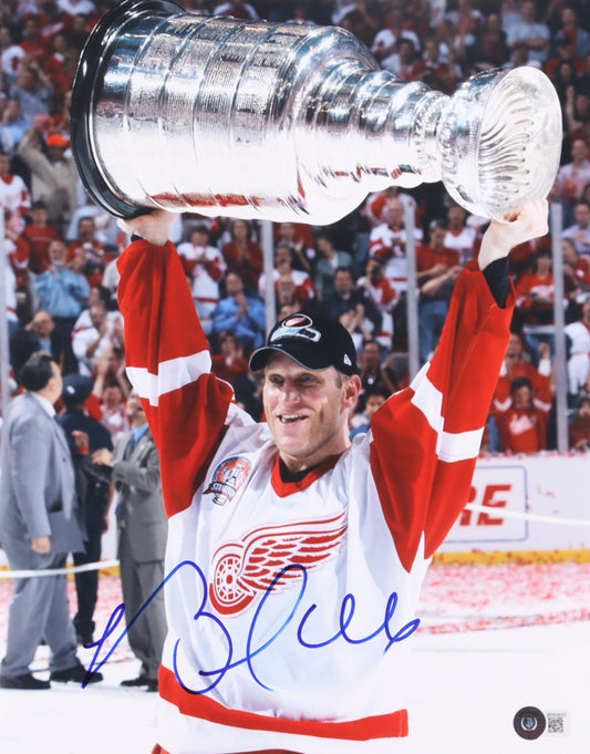 Brett Hull Signed Red Wings 11x14 Photo (Beckett)