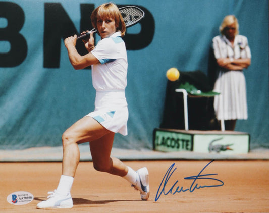 Martina Navratilova Signed 16x20 Photo (Beckett)