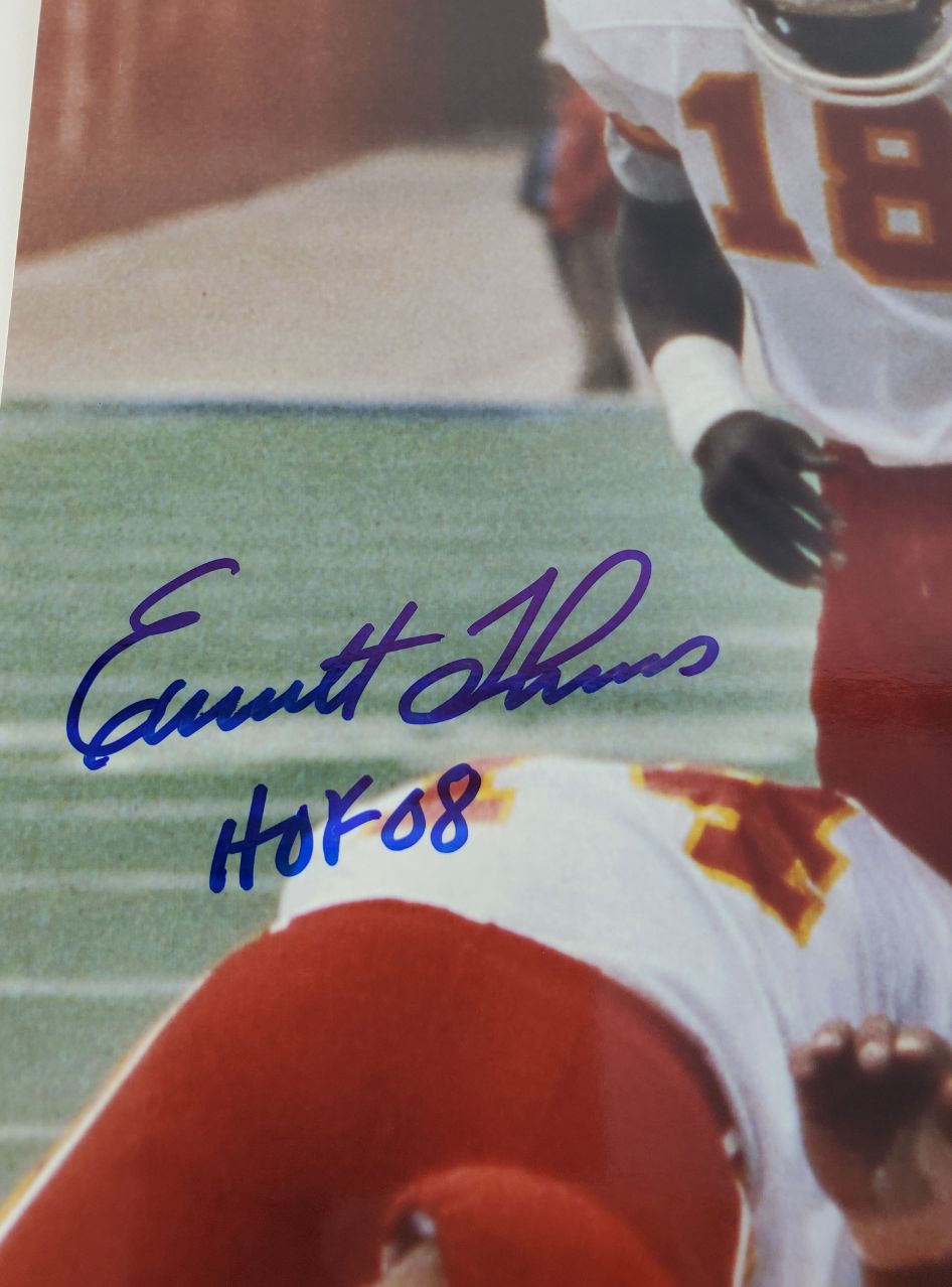 Emmitt Thomas "HOF 08" Signed Kansas City Chiefs 8x10 Photo (JSA COA)