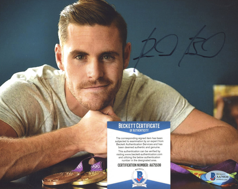 David Boudia Signed 8x10 Photo (Beckett) - American Diver