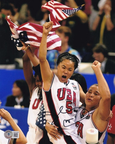 Dawn Staley Signed Team USA 8x10 Photo (Beckett Witness Certified)