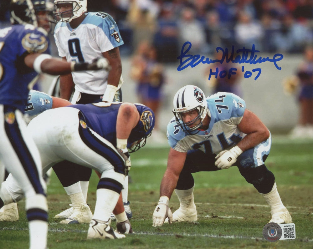 Bruce Matthews Signed  (Beckett) Titans 8x10 Photo Inscribed "HOF '07"