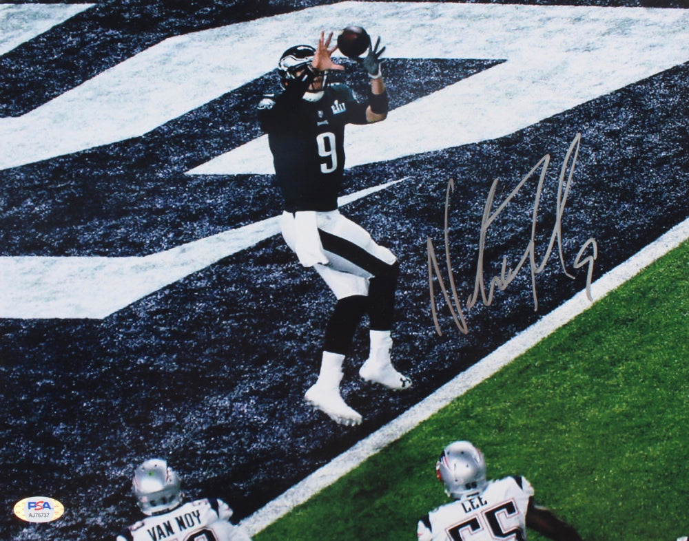 Nick Foles Signed Eagles 11x14 Photo (PSA Hologram)