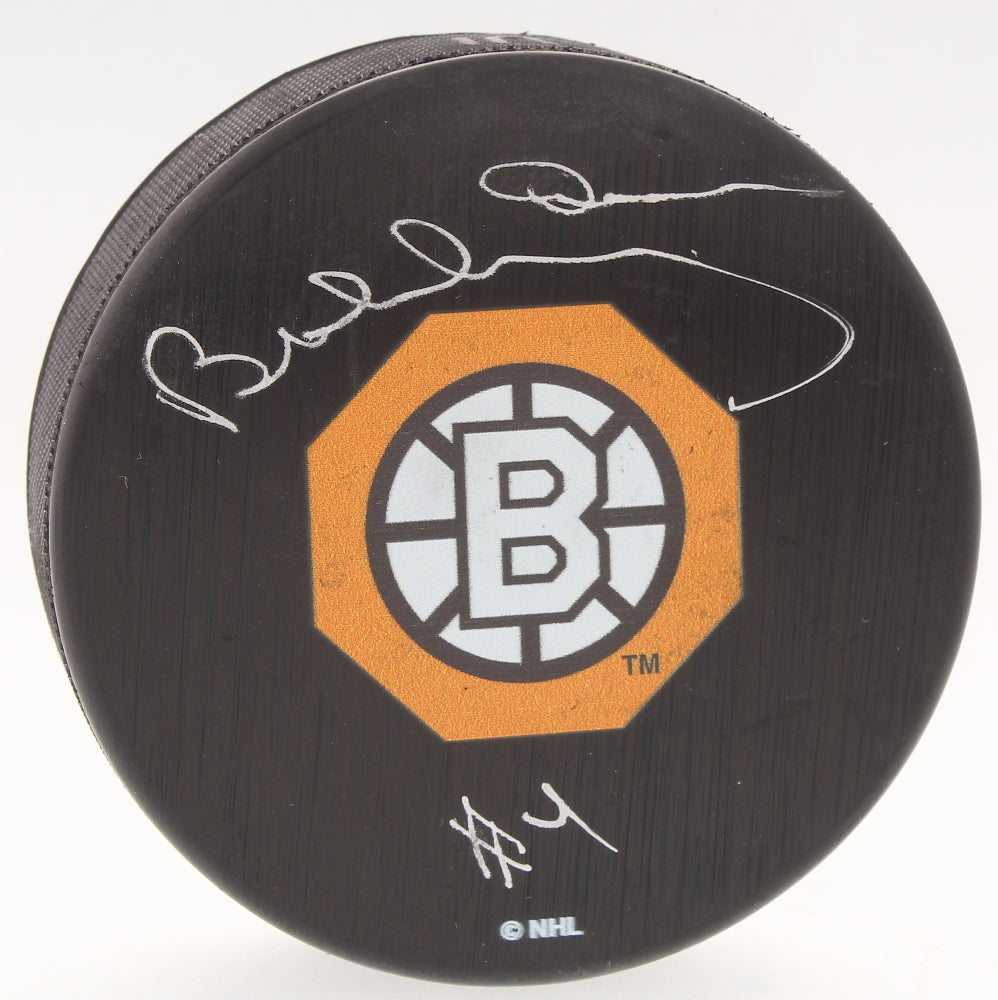 Bobby Orr Signed (Orr COA) Official NHL Bruins 1966-67 Throwback Logo Puck - Rookie Year (Orr) Official Bobby Orr Hologram & COA