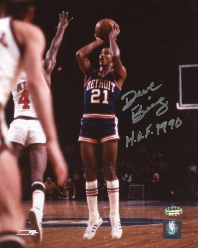 Dave Bing Signed Pistons 8x10 Photo Inscribed "H.O.F. 1990" (Schwartz COA)