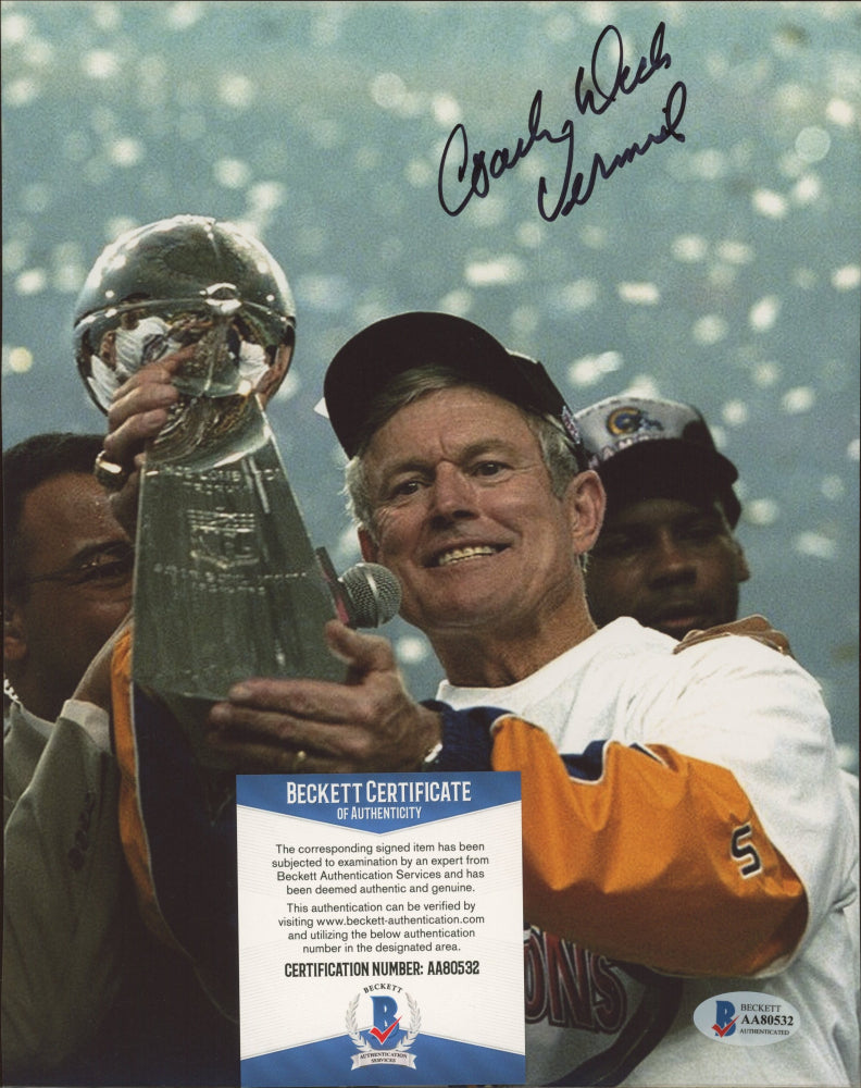 Dick Vermeil Signed Rams 8x10 Photo (Beckett COA)