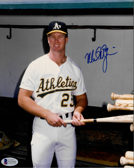 Mark McGwire Signed Athletics 8x10 Photo (Beckett COA)
