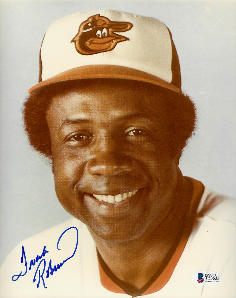 Frank Robinson Signed Orioles 8x10 Photo (Beckett COA)