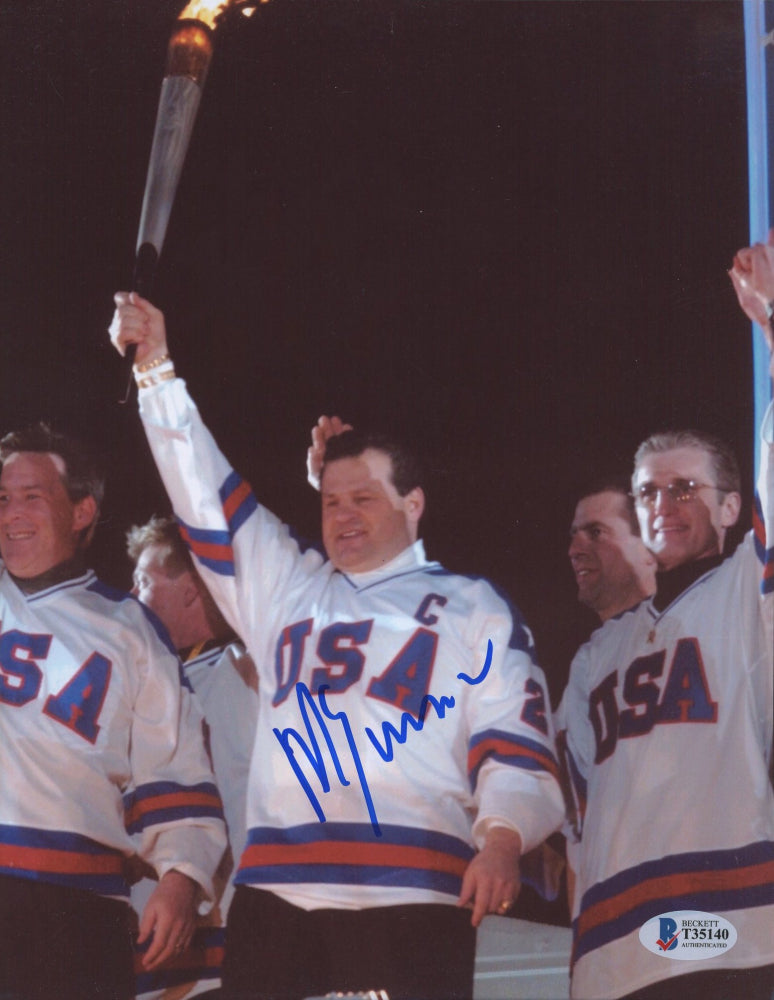 Mike Eruzione Signed Team USA 8x10 Photo (Beckett COA)