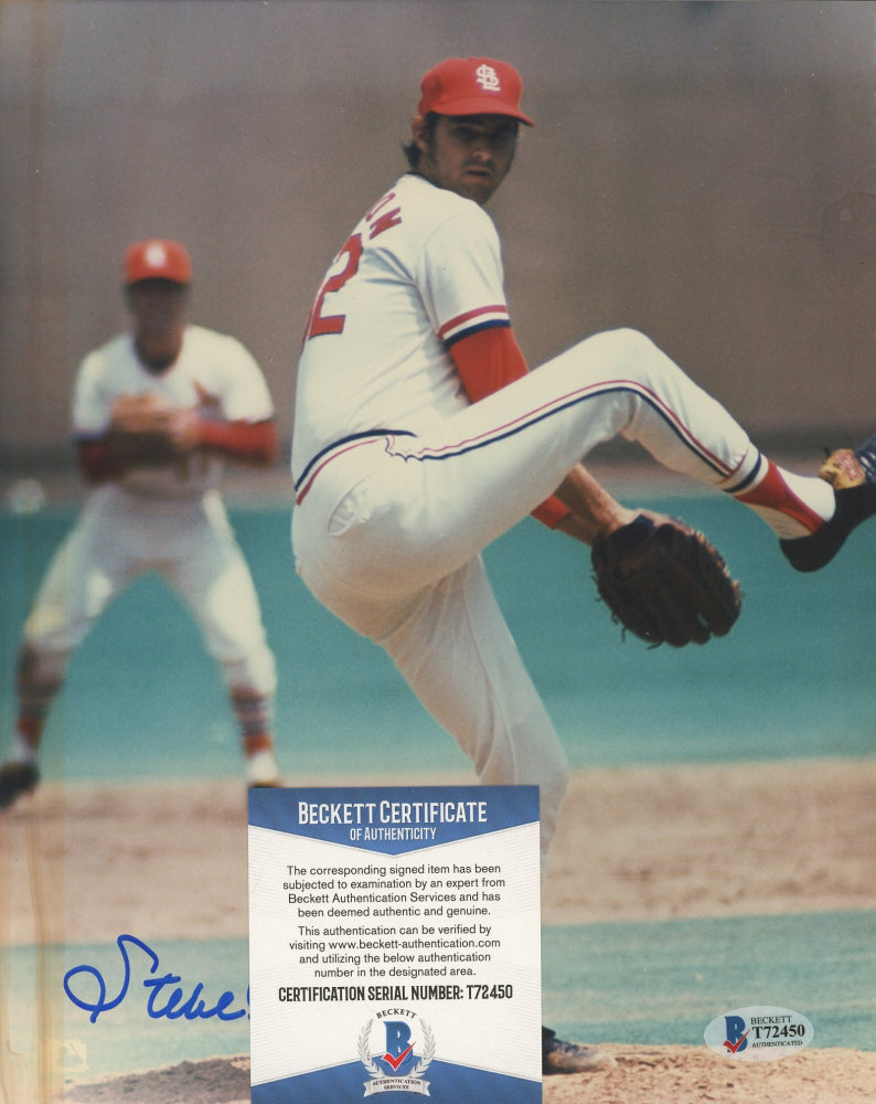 Steve Carlton Signed Cardinals 8x10 Photo (Beckett COA)