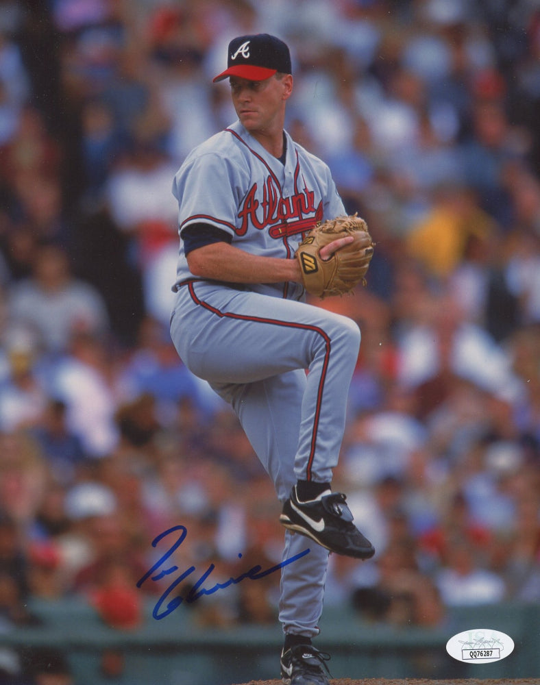 Tom Glavine Signed Braves 8x10 Photo (JSA COA)