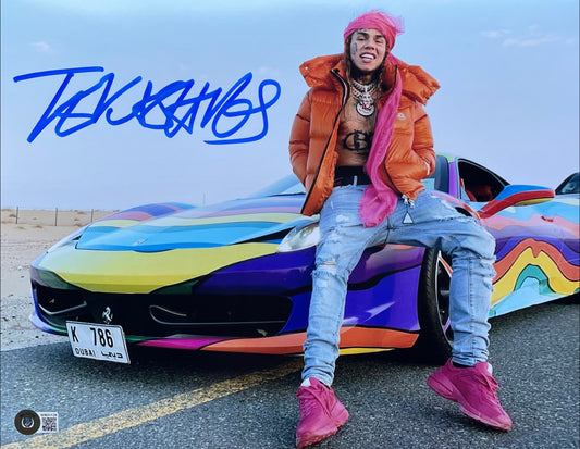 Tekashi 6ix9ine Signed 11x14 Photo (Beckett)