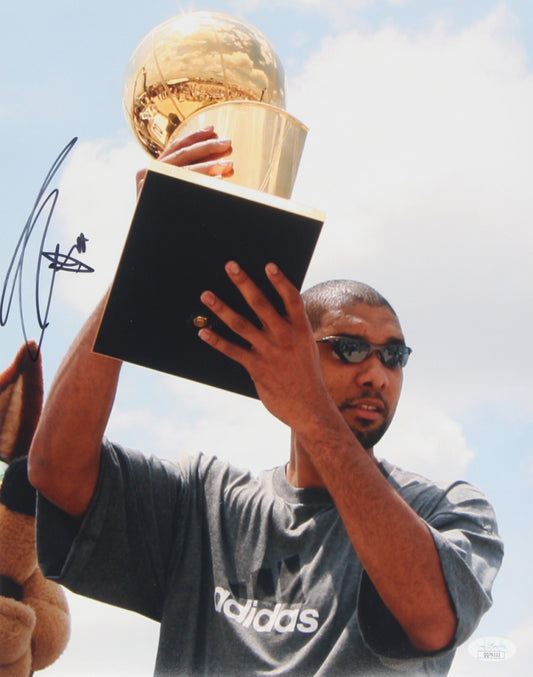 Tim Duncan Signed Spurs 11x14 Photo (JSA COA)