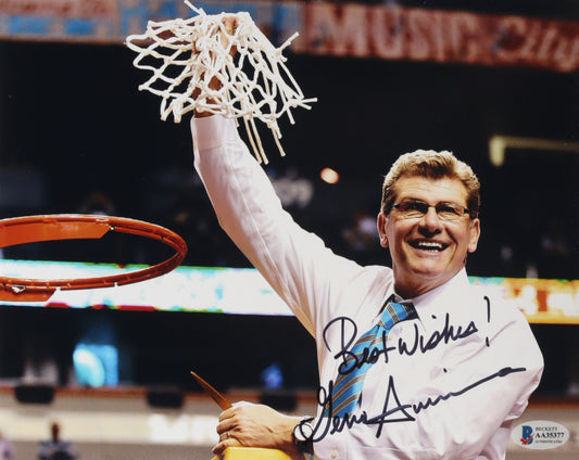 Geno Auriemma Signed (Beckett COA) UConn Huskies 8x10 Photo Inscribed "Best Wishes"