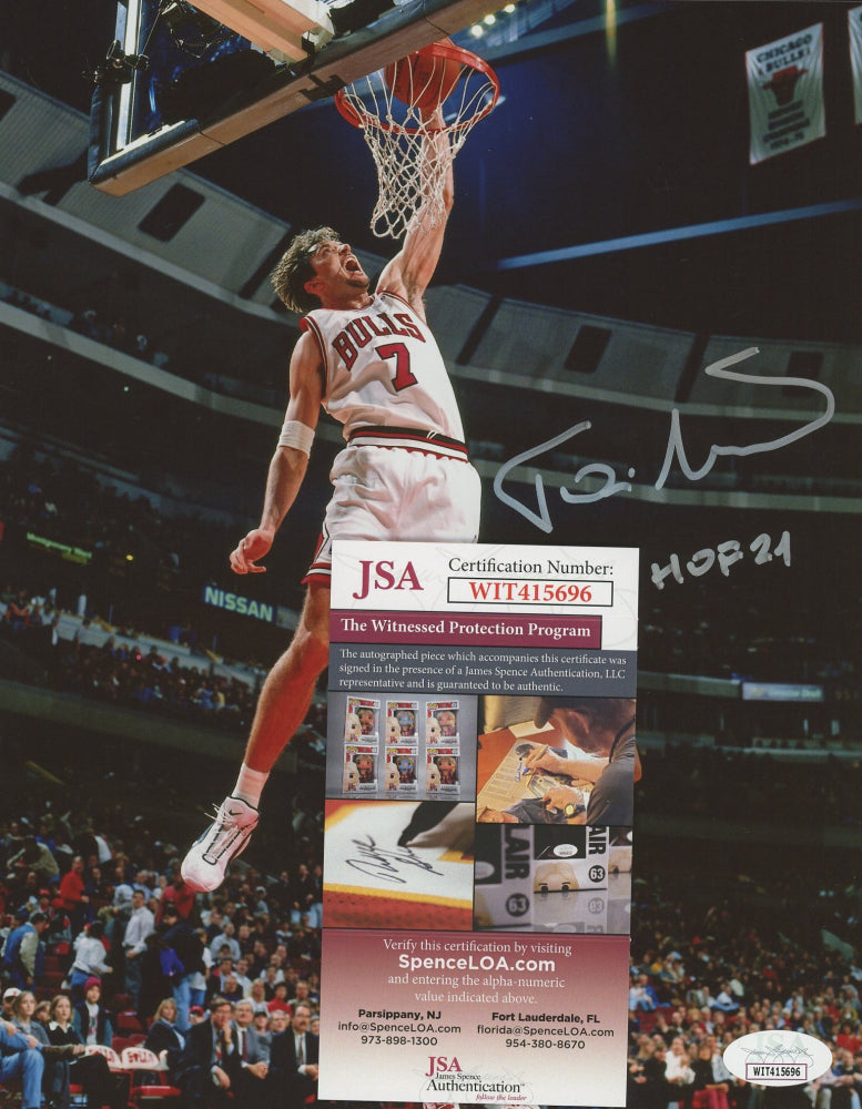 Toni Kukoc Signed Bulls 8x10 Photo Inscribed "HOF 21" (JSA COA)