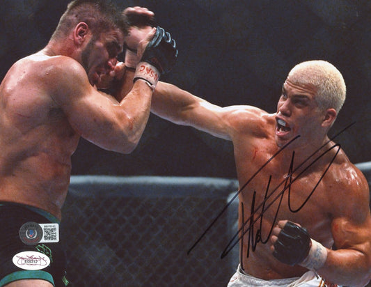 Tito Ortiz Signed UFC 8x10 Photo (Beckett COA)