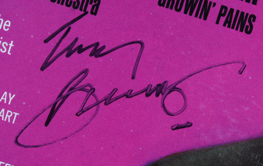Tony Bennett Signed Vinyl Record Album (PSA Hologram)