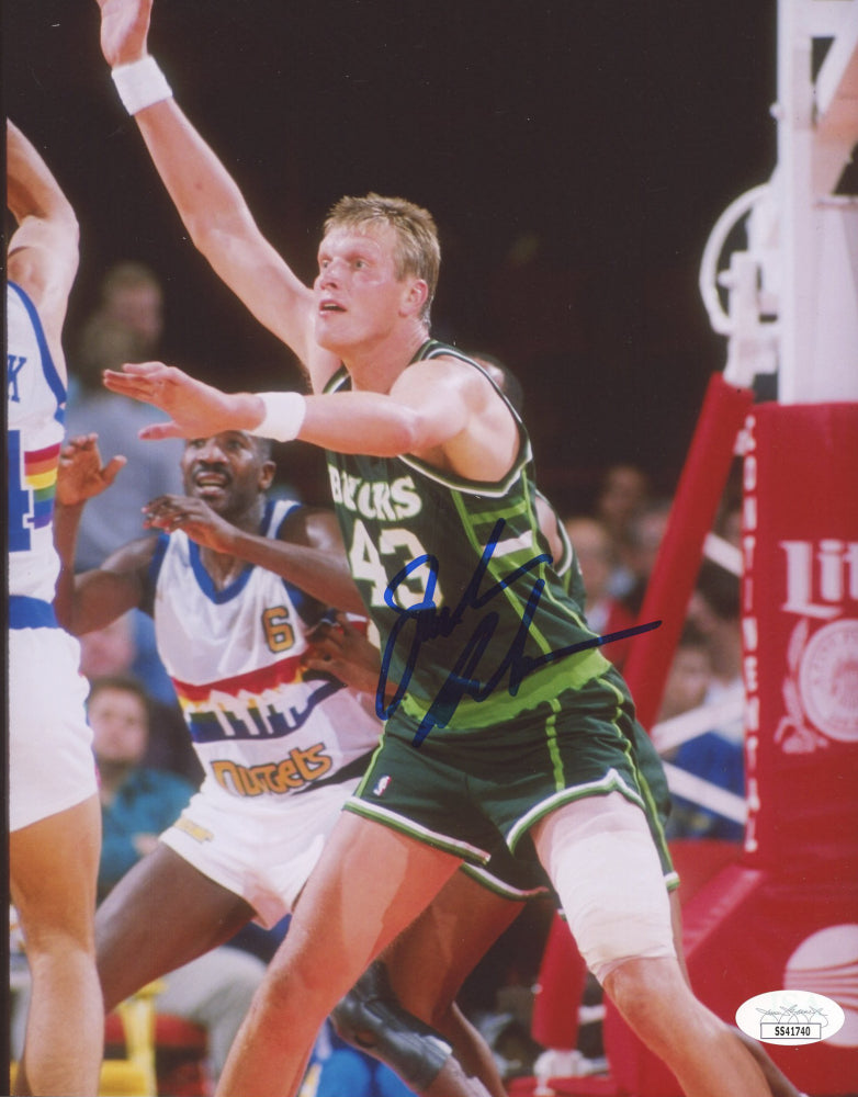 Jack Sikma Signed Bucks 8x10 Photo (JSA COA)