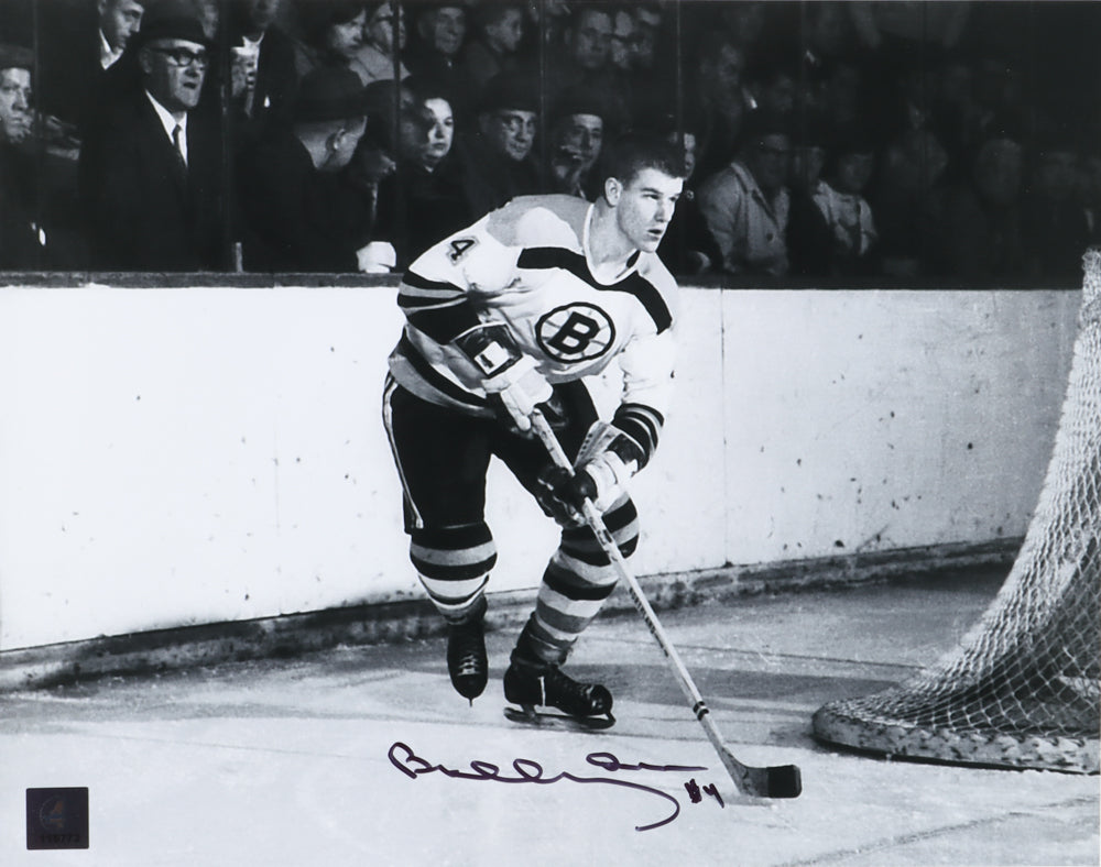 Bobby Orr Signed Bruins 11x14 Photo - Official Bobby Orr Hologram & COA