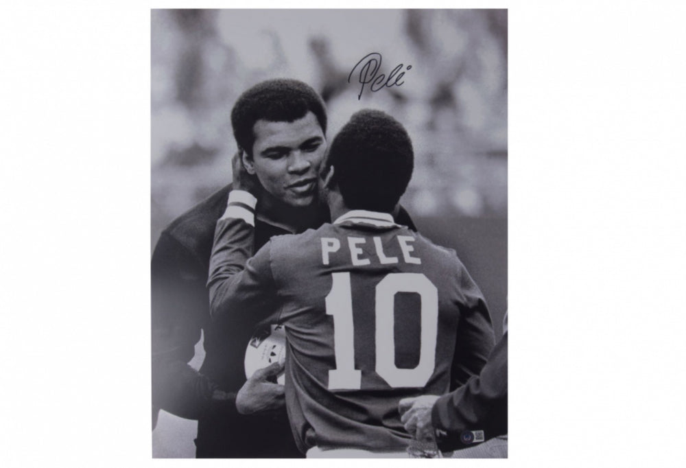 Pele Signed Team Brazil 16x20 Photo (Beckett)