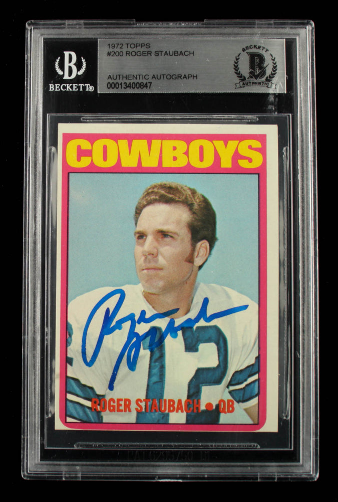 Roger Staubach Signed 1972 Topps #200 (BGS) Rookie Card