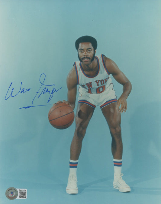 Walt Frazier Signed Knicks 8x10 Photo (Beckett)