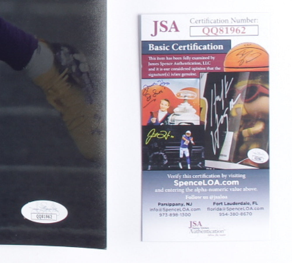 Justin Jefferson Signed Vikings 16x20 Photo (JSA) – Autograph Boss