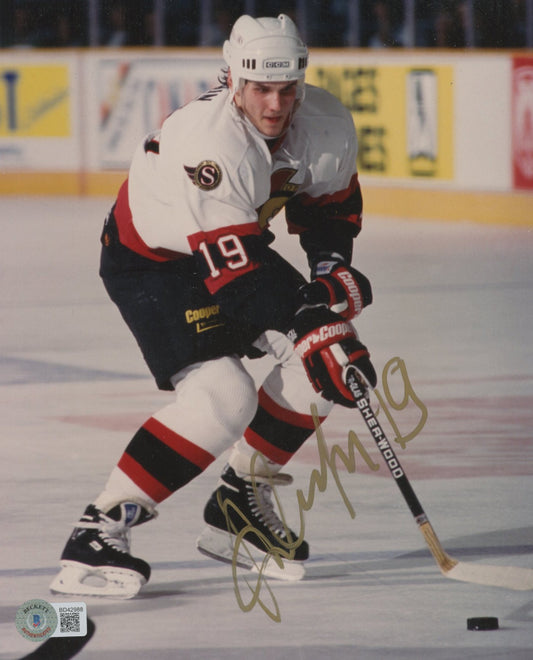 Alexei Yashin Signed Senators 8x10 Photo (Beckett)