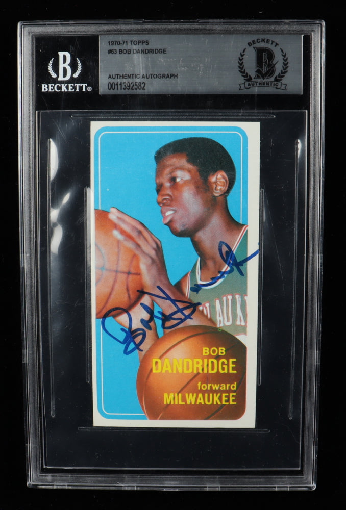 Bob Dandridge Signed 1970-71 Topps #63  (BGS) Rookie Card