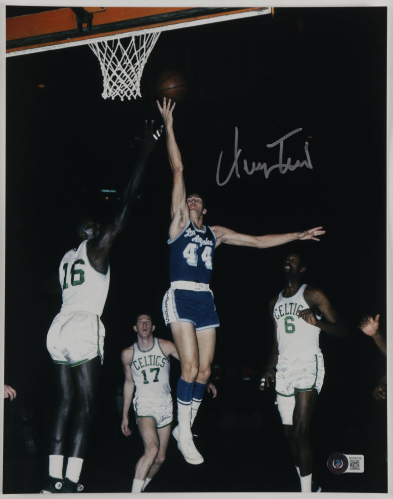 Jerry West Signed Lakers 11x14 Photo (Beckett)