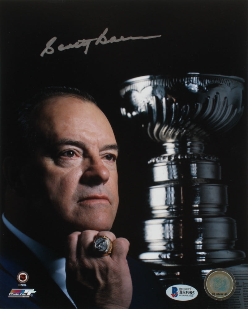 Scotty Bowman Signed Red Wings 8x10 Photo (Beckett)