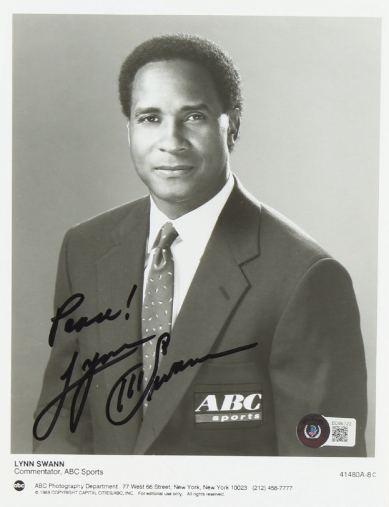 Lynn Swann Signed 8x10 Photo Inscribed "Peace!" (Beckett) ABC Sports Commentator