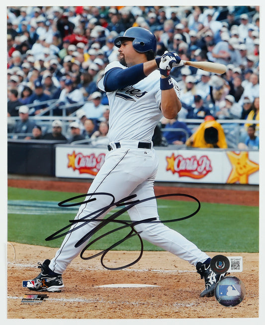 Mike Piazza Signed Padres 8x10 Photo (Beckett)