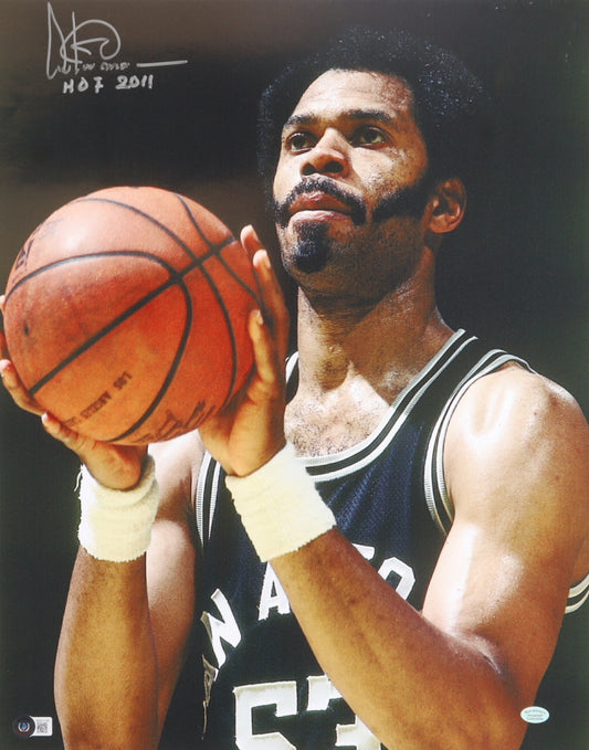 Artis Gilmore Signed (Beckett) Spurs 16x20 Photo Inscribed "HOF 11"