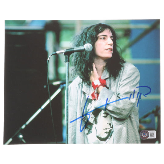 Patti Smith Signed 8x10 Photo (Beckett)